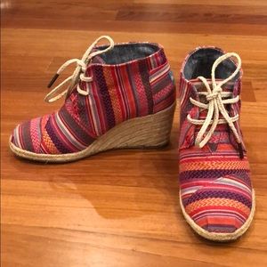 TOMS Espadrille Wedges